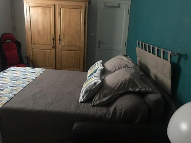 LE CARABIOL - Chambre d'Hôte Saint Julien Les Rosiers Extérieur photo